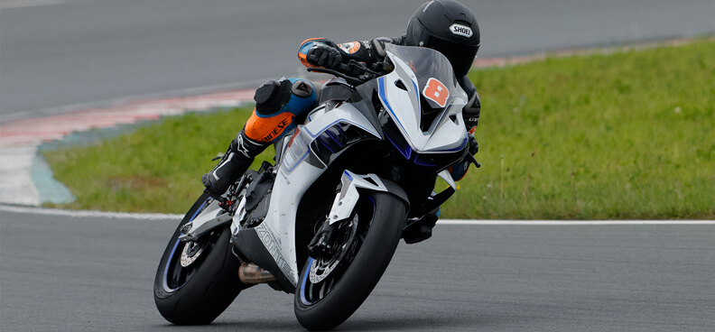 Путь серийного байка на трек: как проходит подготовка ZONTES 703-RR