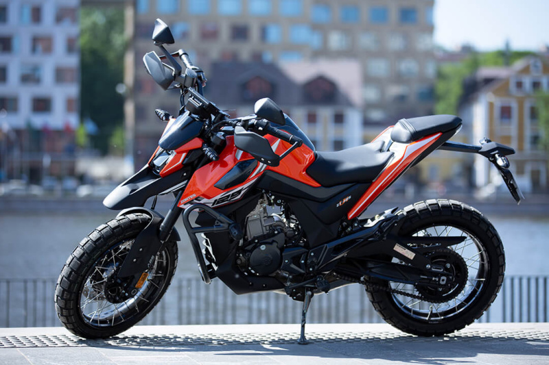 Свои в городе