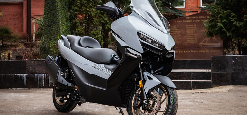 Максискутер ZONTES ZT368-K – городской житель с туристической душой