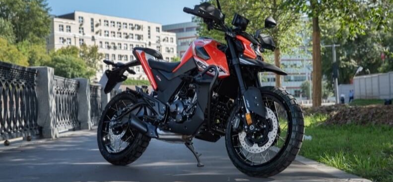 Сегодня в офис, завтра на шашлыки: универсальный ZONTES 200-U1