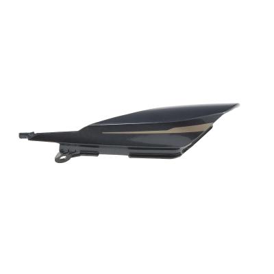 Накладка задней облицовки левая ZONTES ZT350 V (черно-серая/золотая)