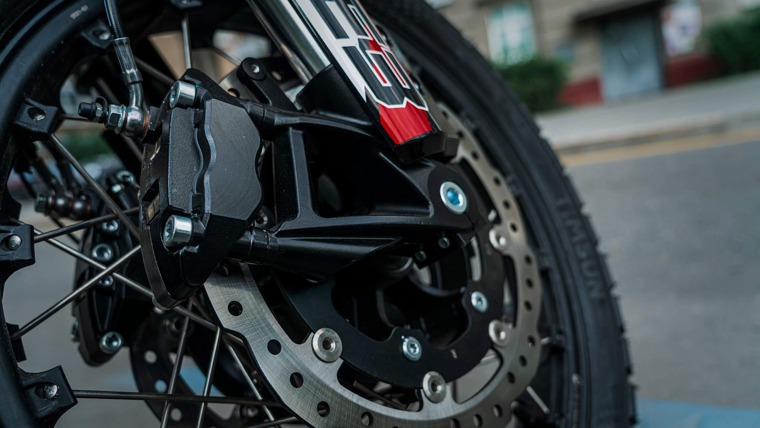 Мотоцикл CYCLONE RE3 Scrambler