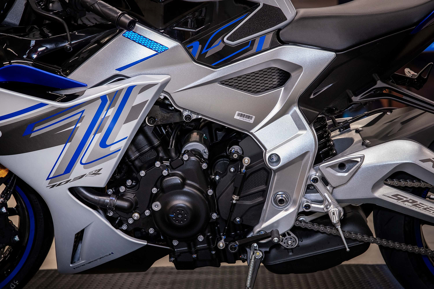 Мотоцикл ZONTES ZT703-RR