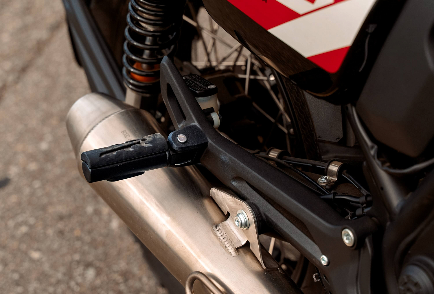 Мотоцикл CYCLONE RE3 Scrambler