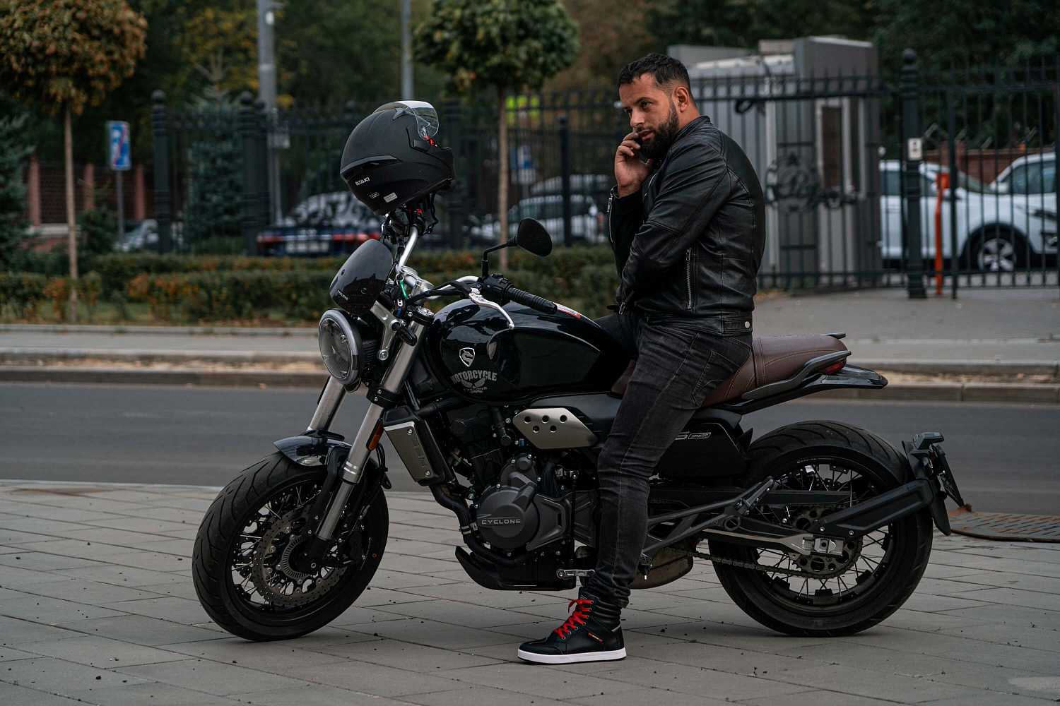 Мотоцикл CYCLONE RE5 (SR600)