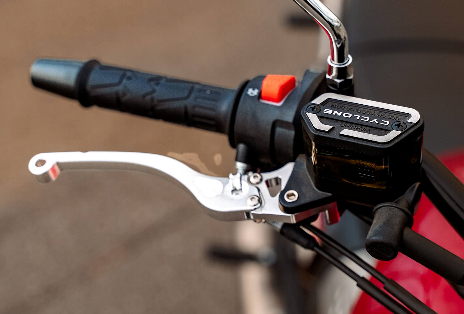 Мотоцикл CYCLONE RE3 Scrambler