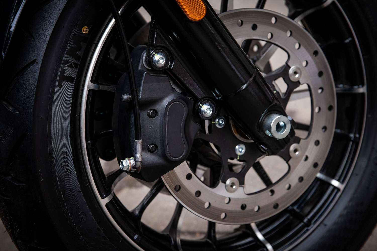 Мотоцикл GROZA V1200