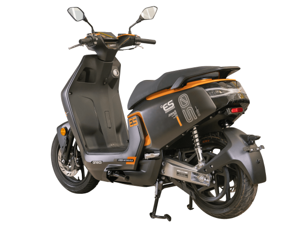 Скутер CINECO ES5 (ZS5000DT)