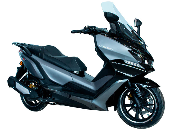 Максискутер CYCLONE RT3S (SR300T) Максискутер CYCLONE RT3S (SR300T)