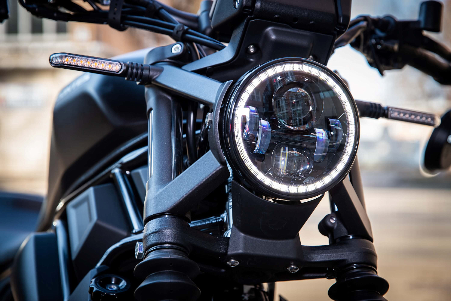 Мотоцикл ZONTES ZT200-C2