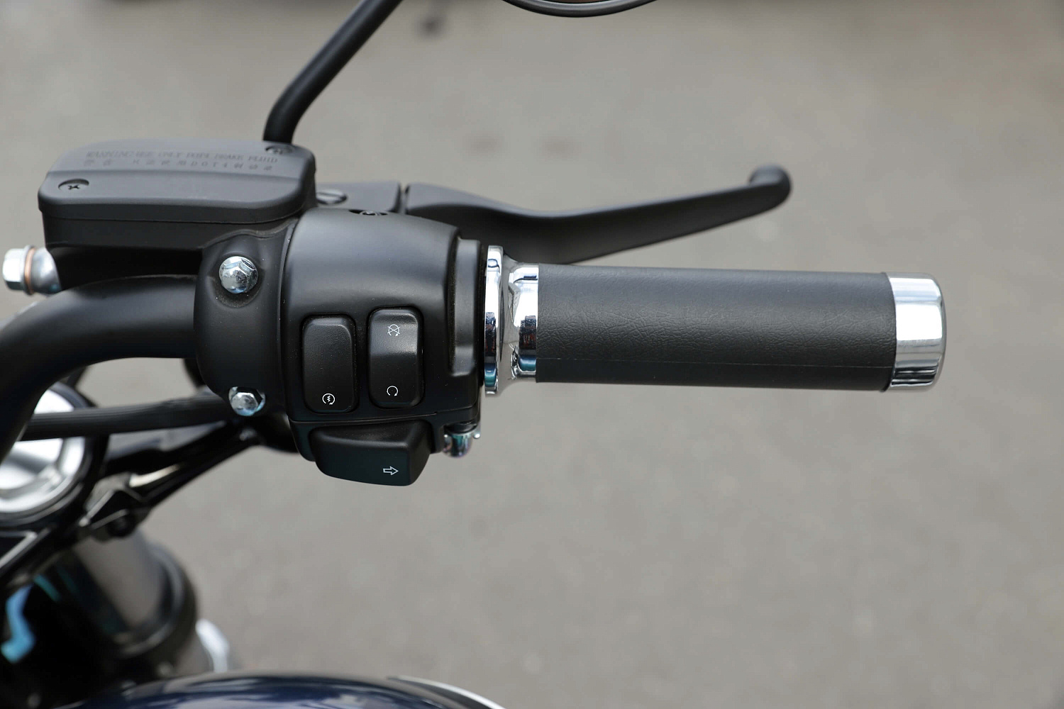 Мотоцикл GROZA V1200