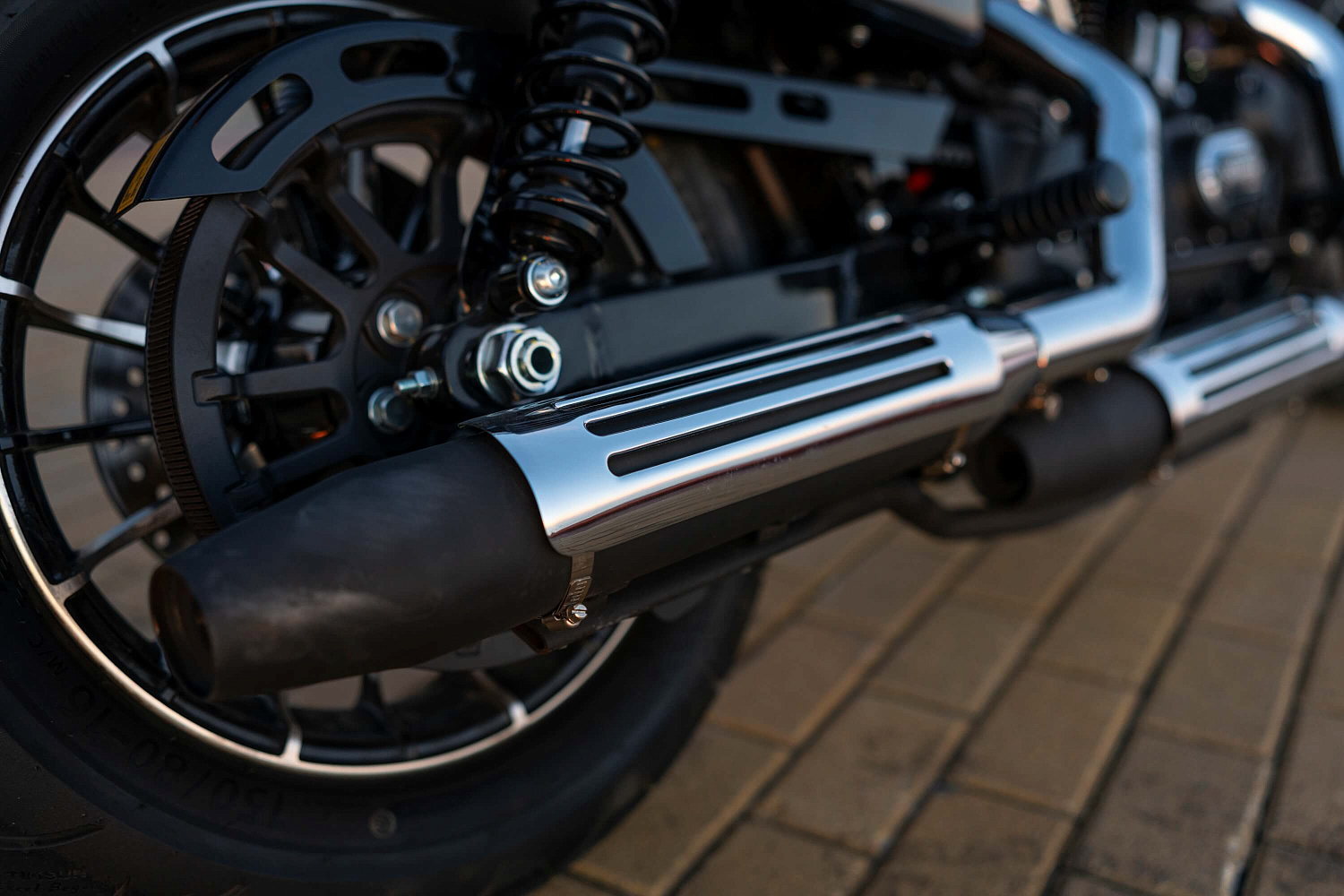 Мотоцикл GROZA V1200