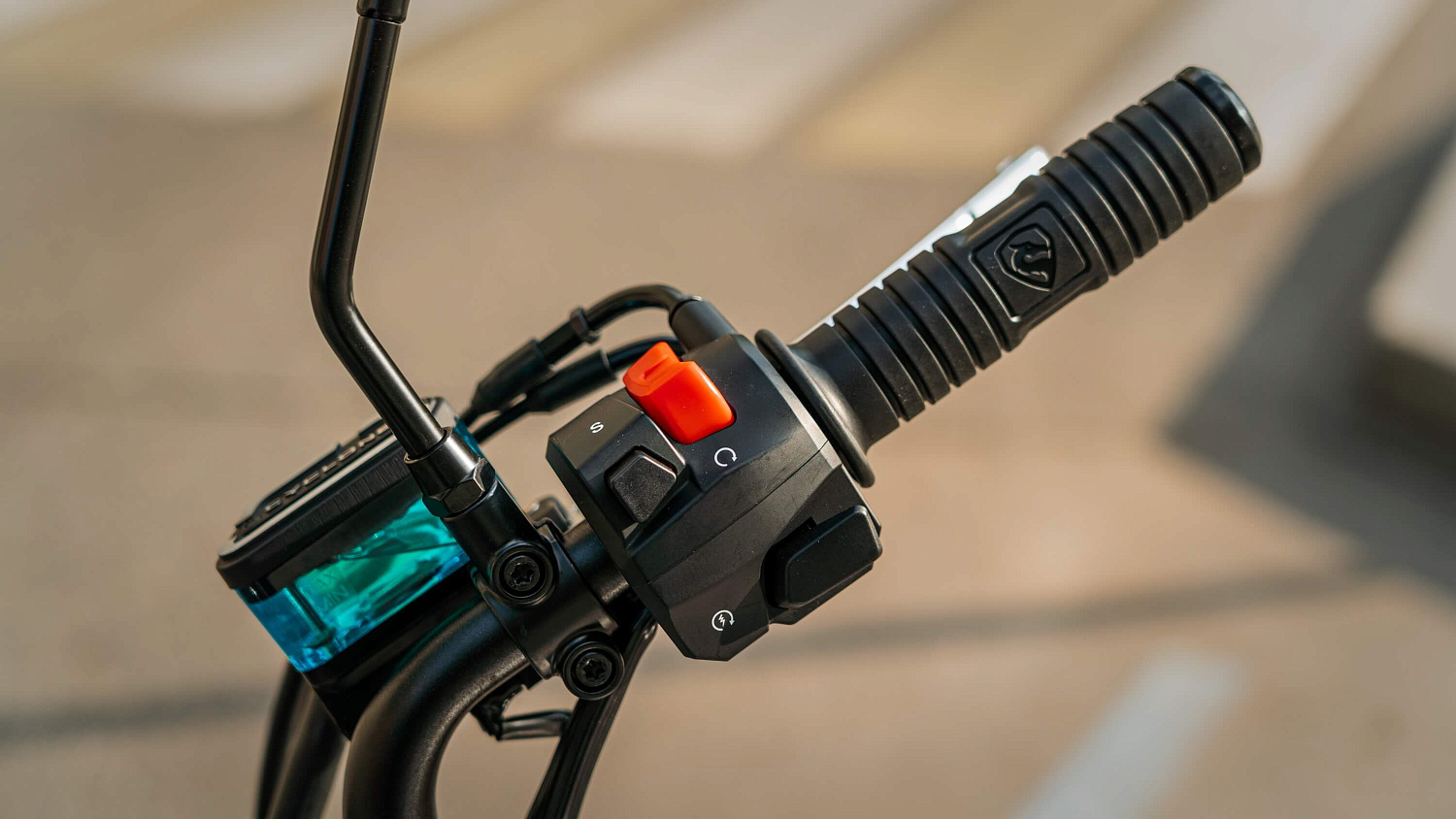 Мотоцикл CYCLONE RE401