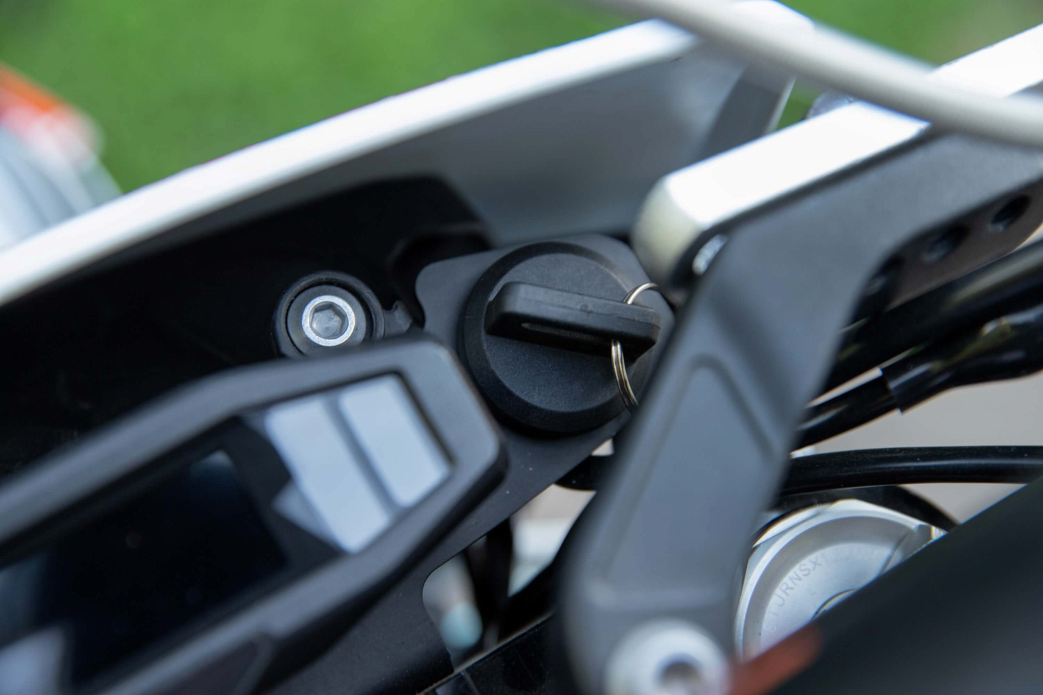 Мотоцикл KAYO K7-A 300 Road (CB300RL) 21/18 ПТС