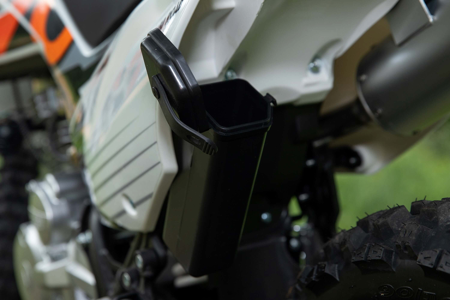 Мотоцикл KAYO K1-J 150 Road (CB150) 19/16 ПТС