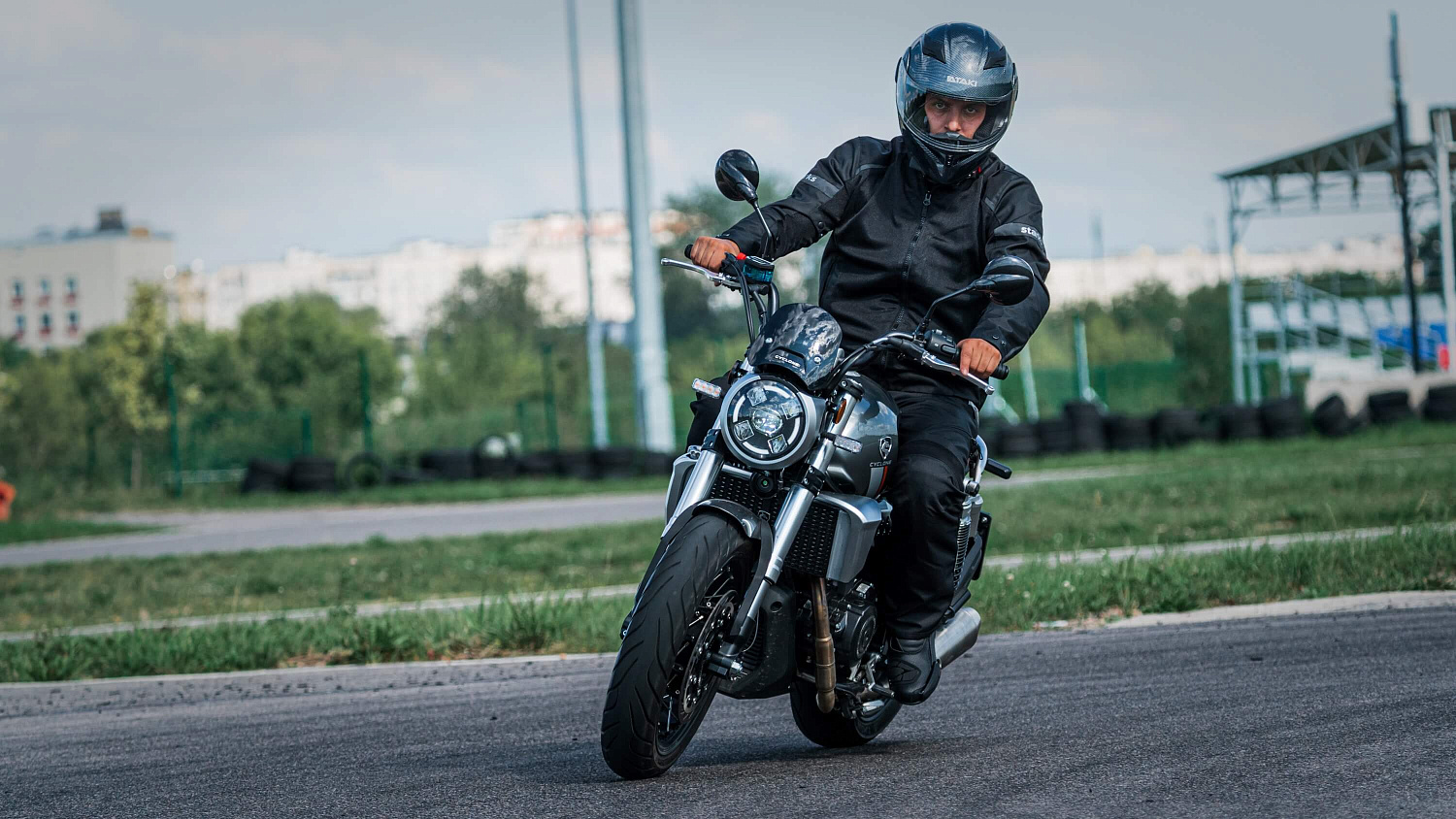 Мотоцикл CYCLONE RE401