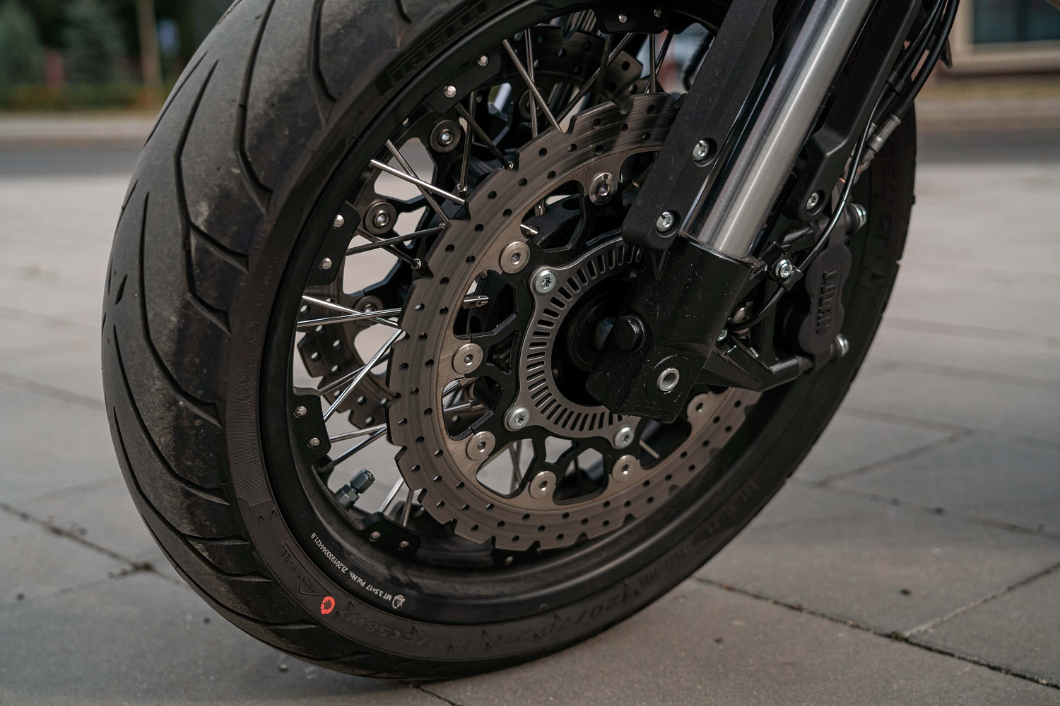 Мотоцикл CYCLONE RE5 (SR600)