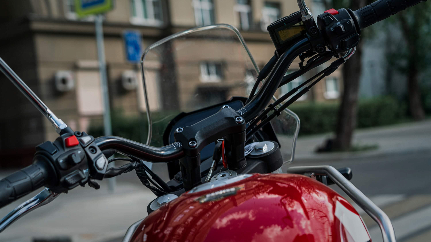 Мотоцикл CYCLONE RE3 Scrambler