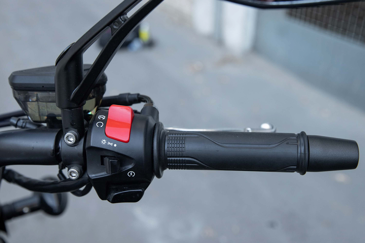 Мотоцикл GROZA YL800