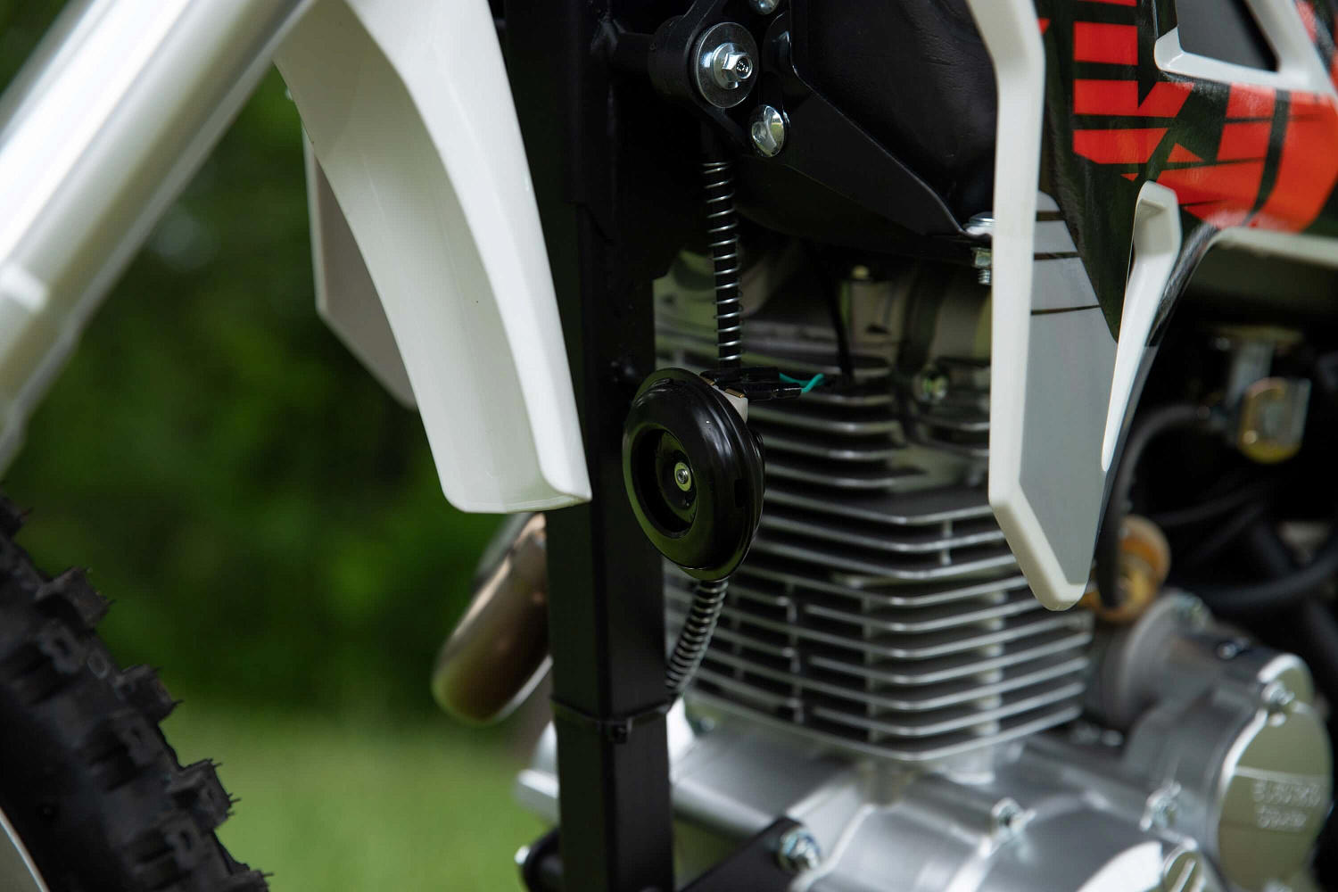 Мотоцикл KAYO K1-J 150 Road (CB150) 19/16 ПТС