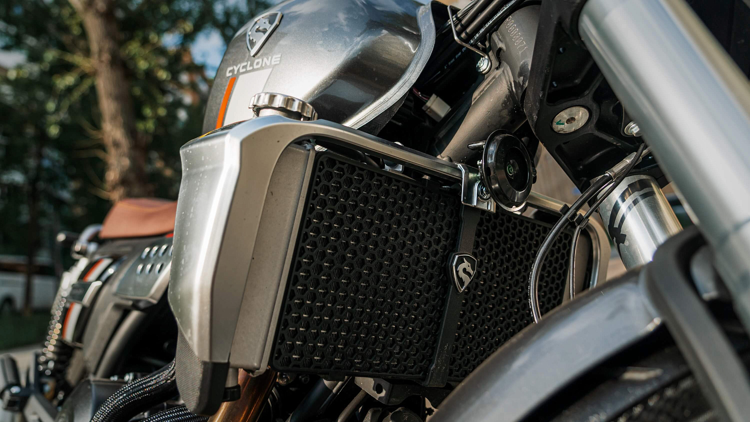 Мотоцикл CYCLONE RE401