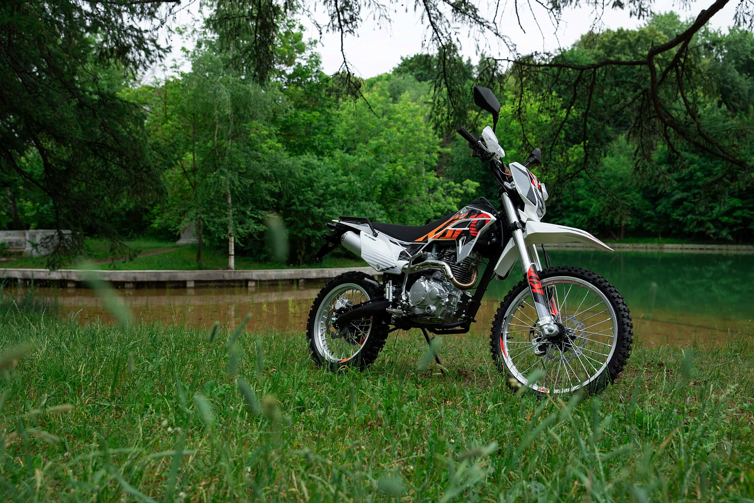 Мотоцикл KAYO K1-J 150 Road (CB150) 19/16 ПТС