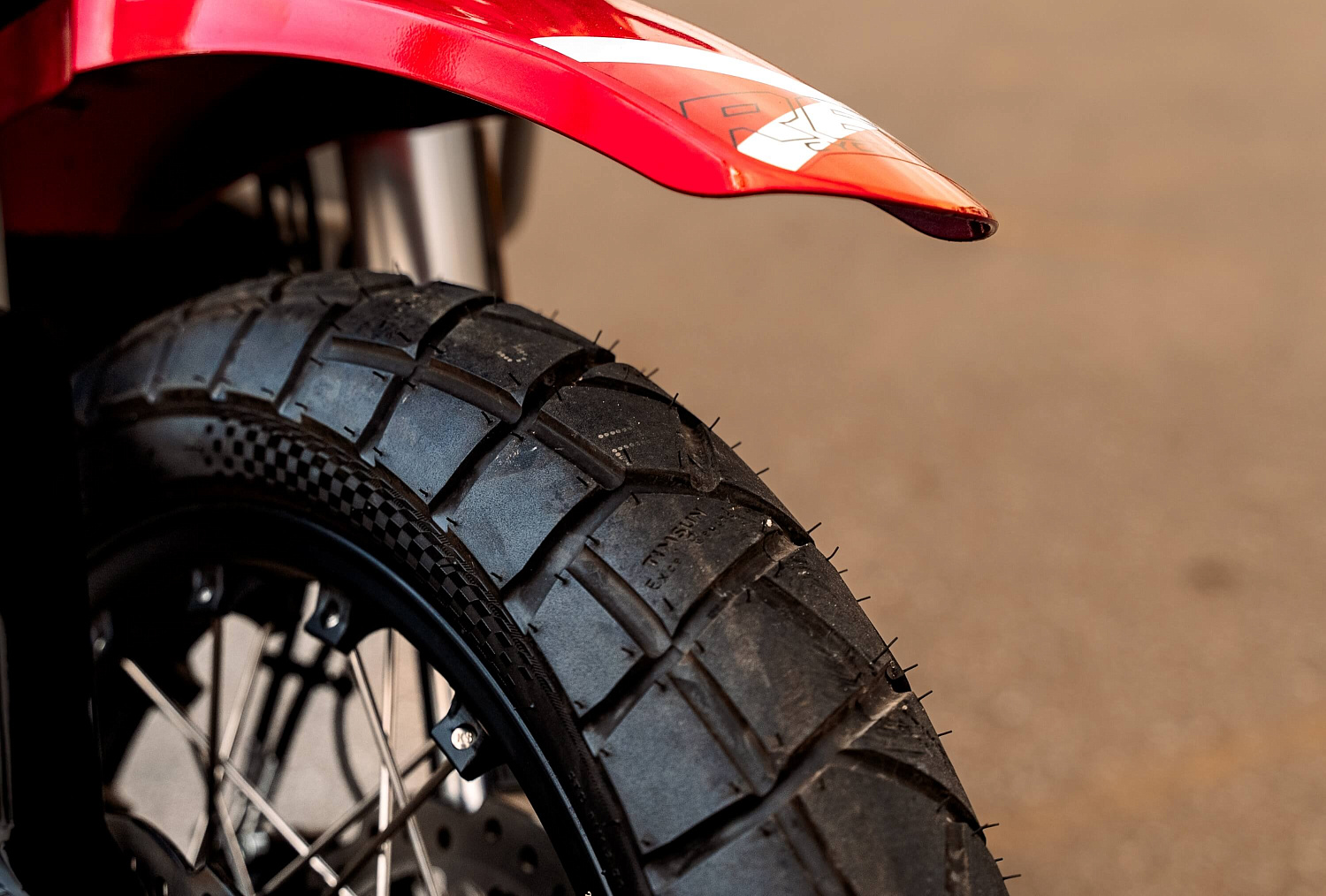 Мотоцикл CYCLONE RE3 Scrambler