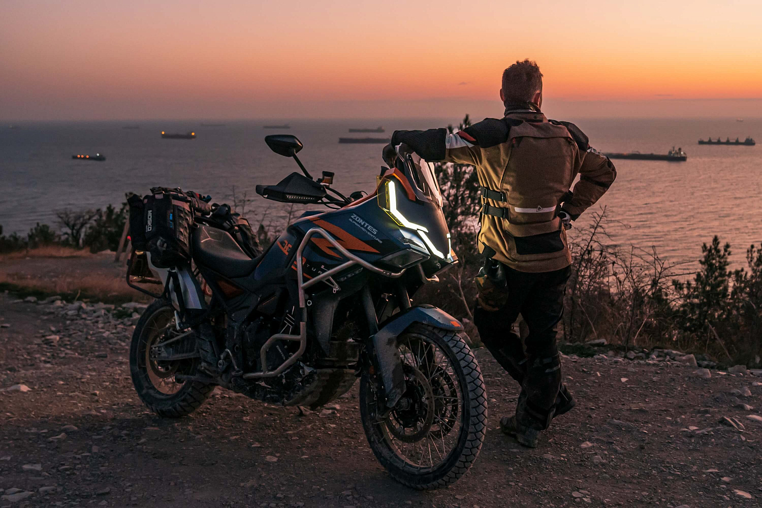 Мотоцикл ZONTES ZT703-F 21/18