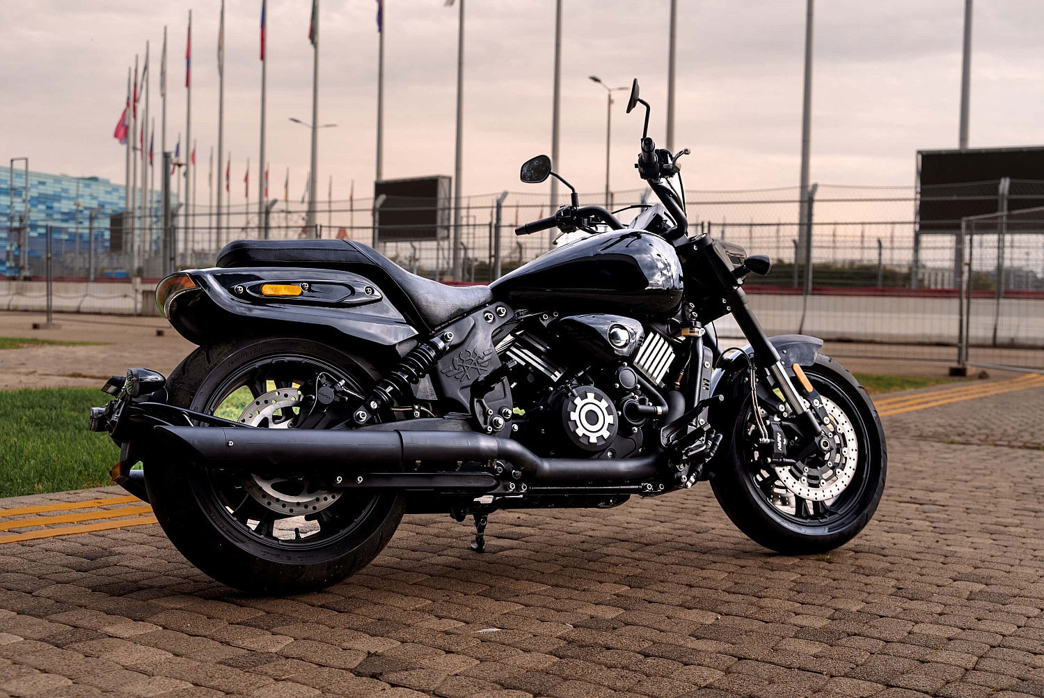 Мотоцикл GROZA YL800