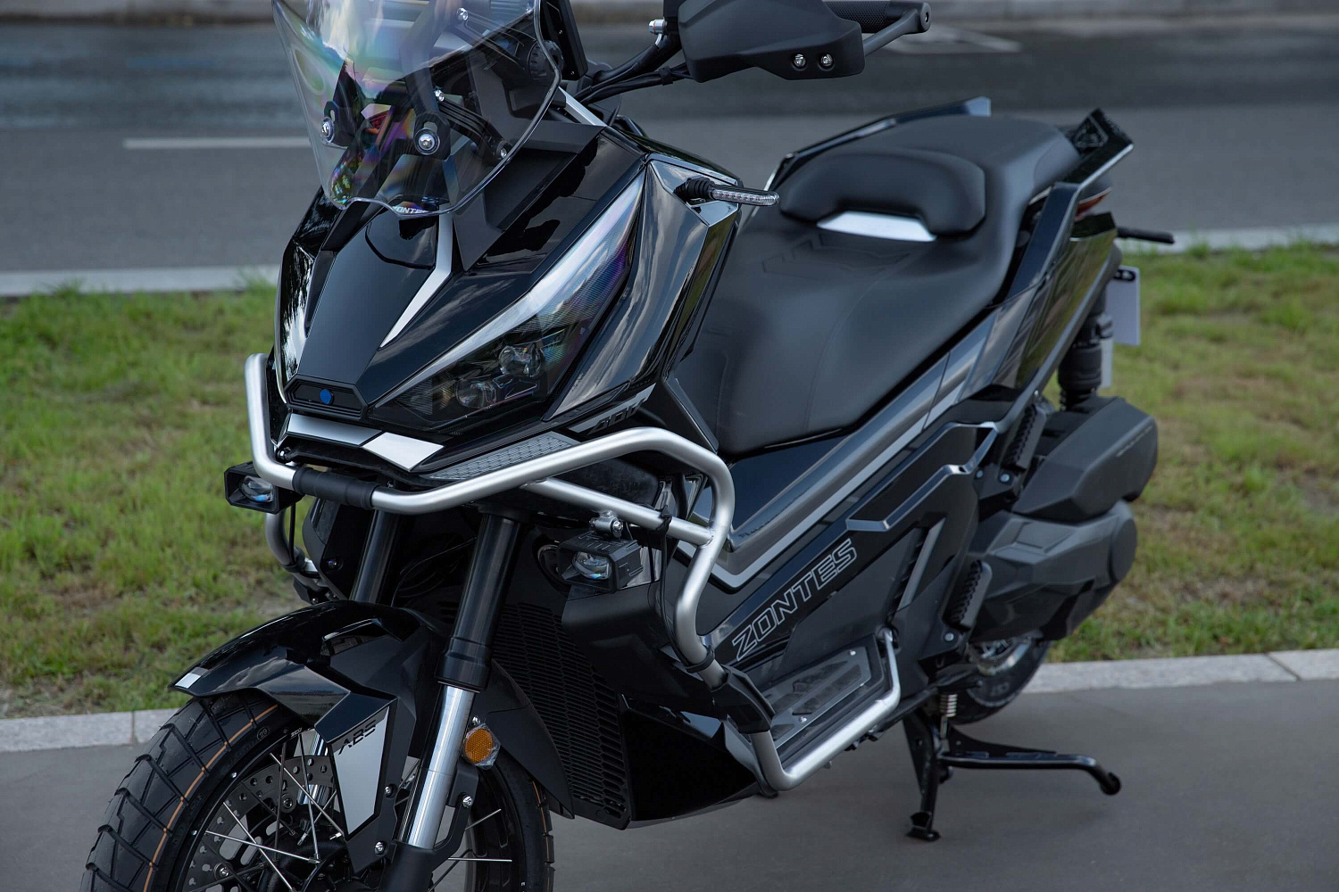 Максискутер ZONTES ZT368-G