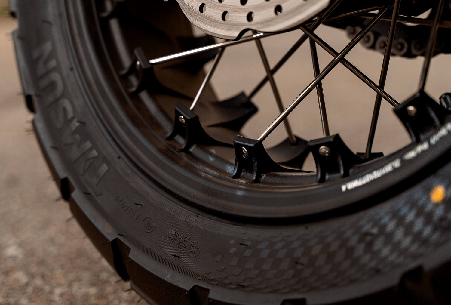 Мотоцикл CYCLONE RE3 Scrambler