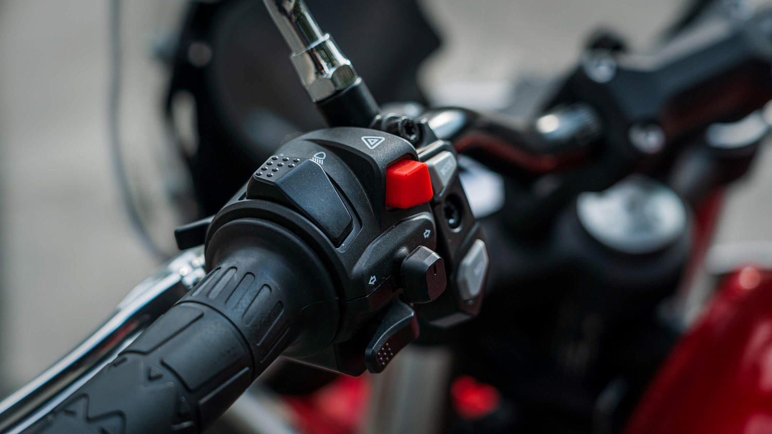 Мотоцикл CYCLONE RE3 Scrambler