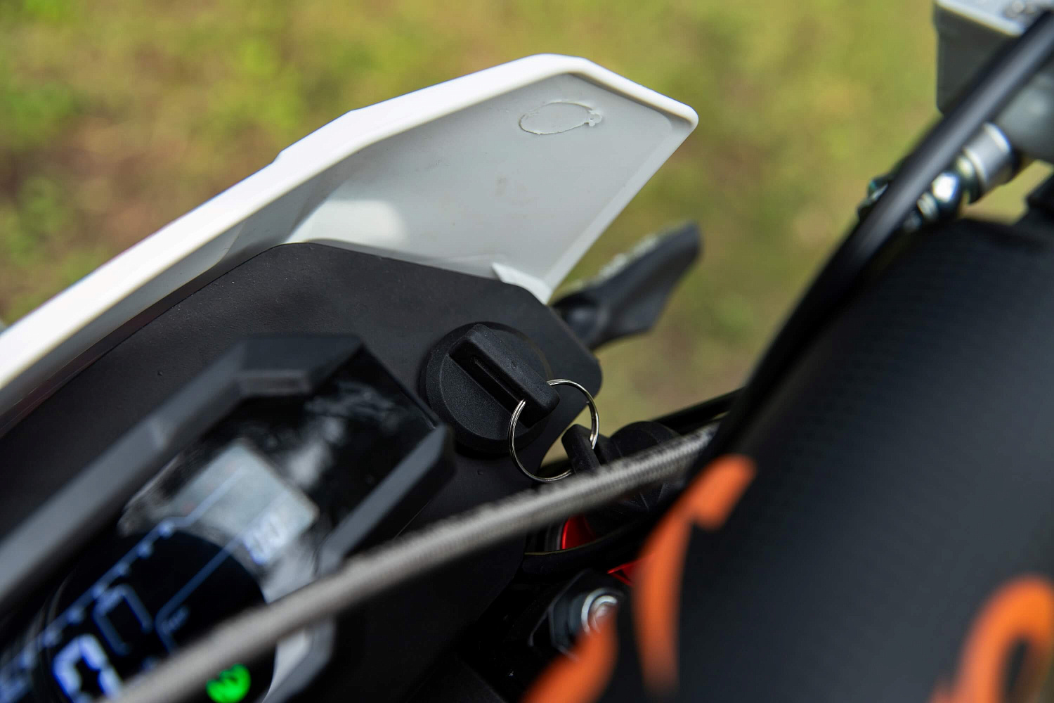 Мотоцикл KAYO K1-J 150 Road (CB150) 19/16 ПТС