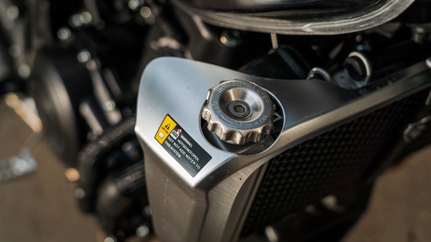 Мотоцикл CYCLONE RE401