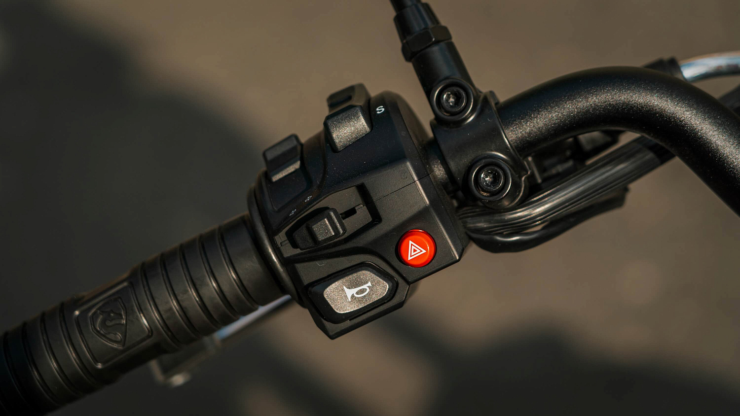 Мотоцикл CYCLONE RE401