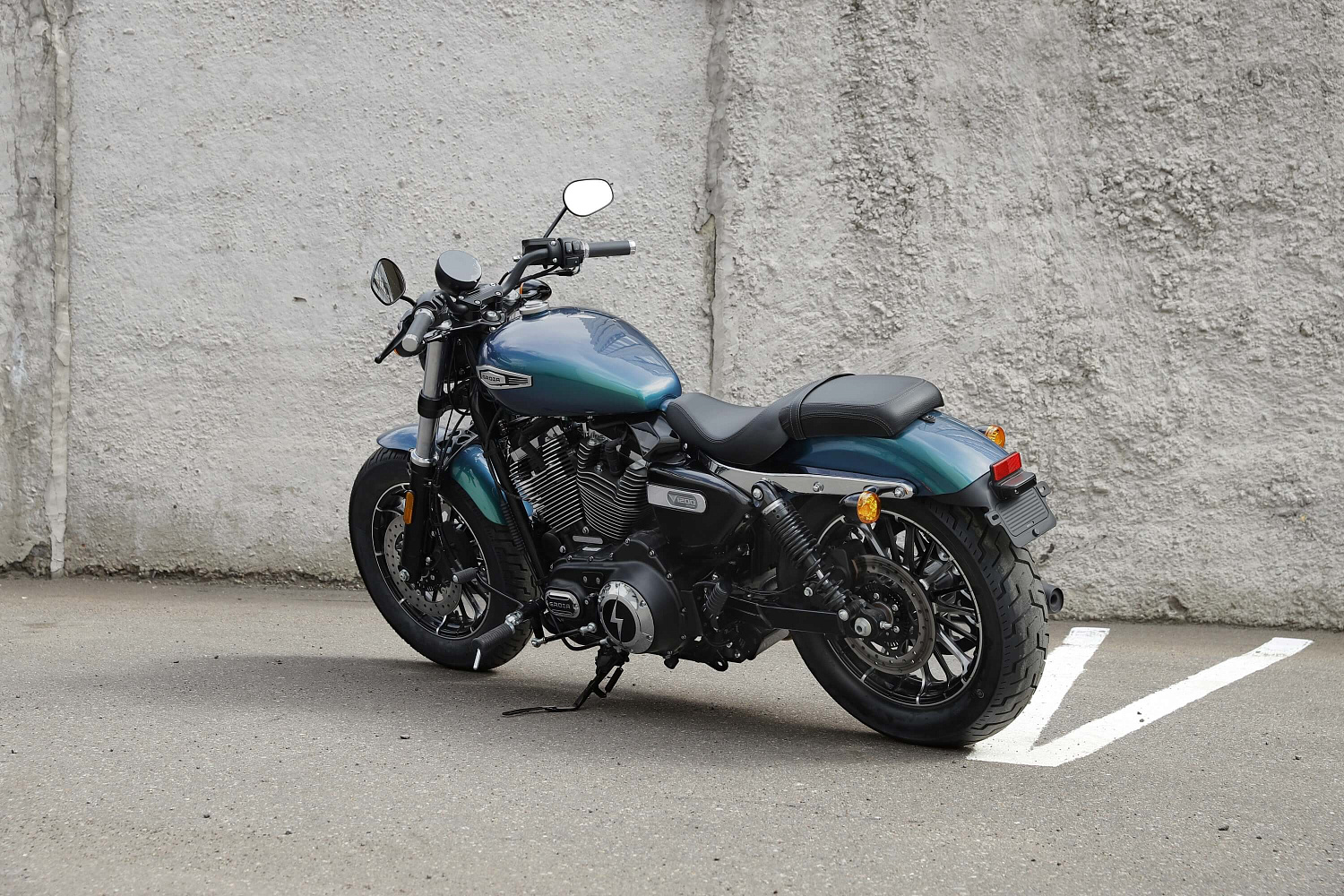 Мотоцикл GROZA V1200