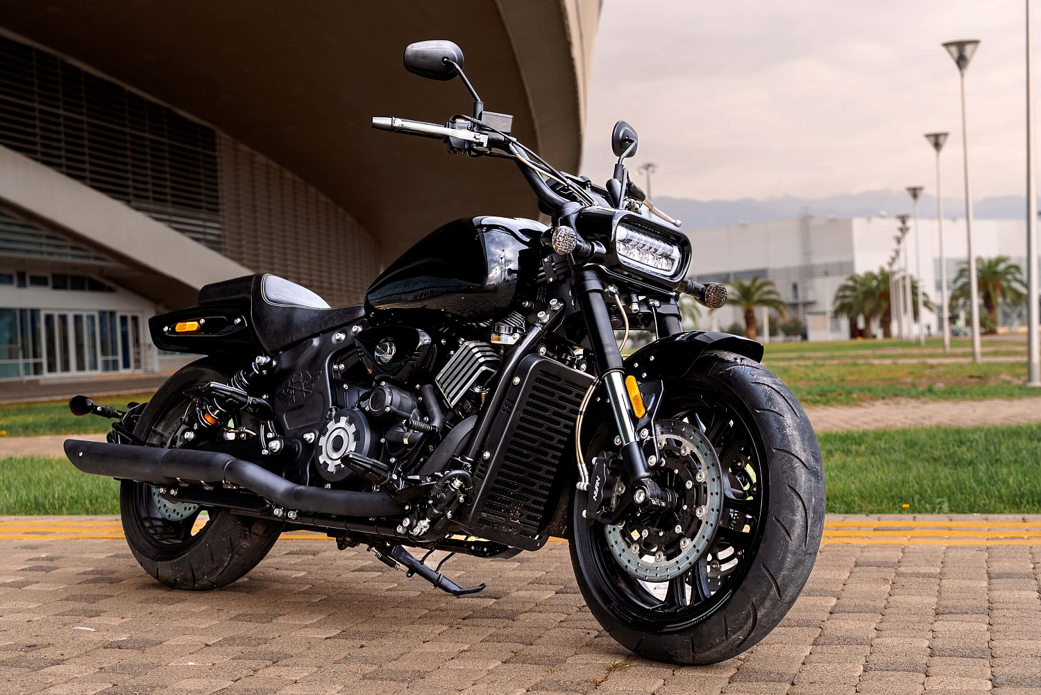 Мотоцикл GROZA YL800