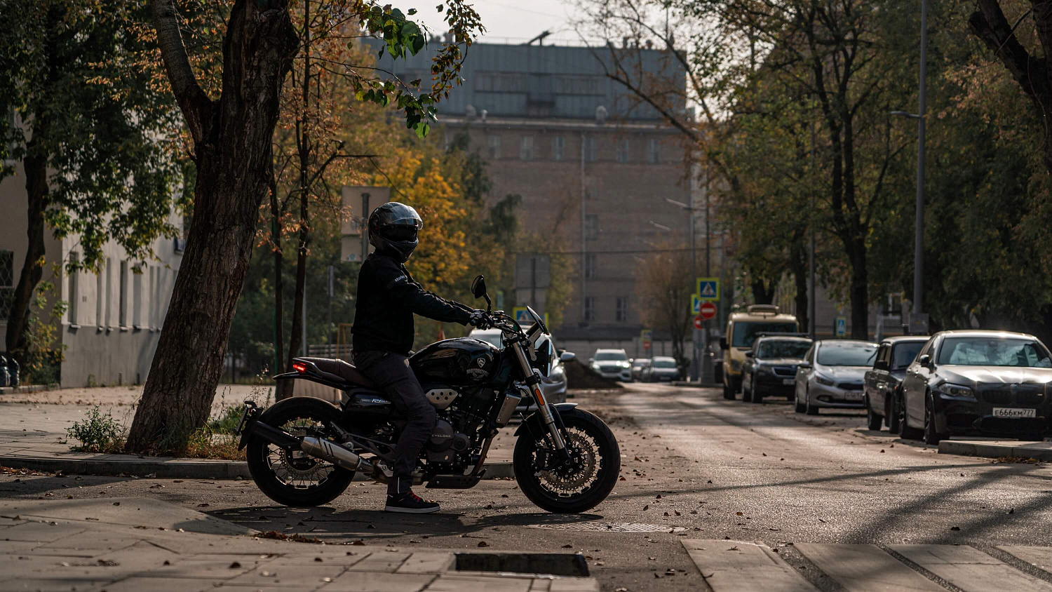 Мотоцикл CYCLONE RE5 (SR600)