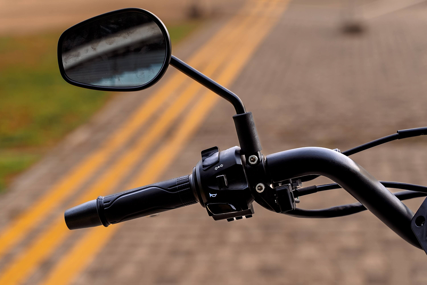 Мотоцикл GROZA YL800