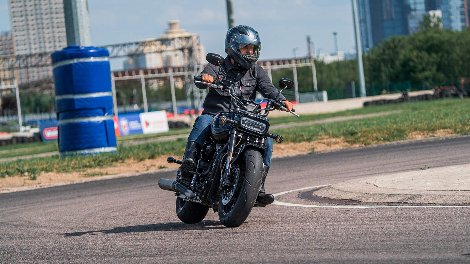 Мотоцикл GROZA YL800