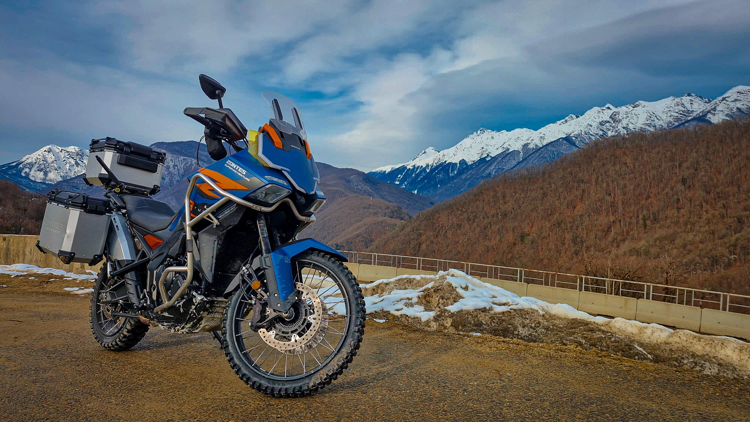 Мотоцикл ZONTES ZT703-F 21/18