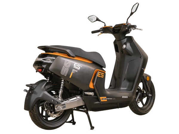 Скутер CINECO ES5 (ZS5000DT)