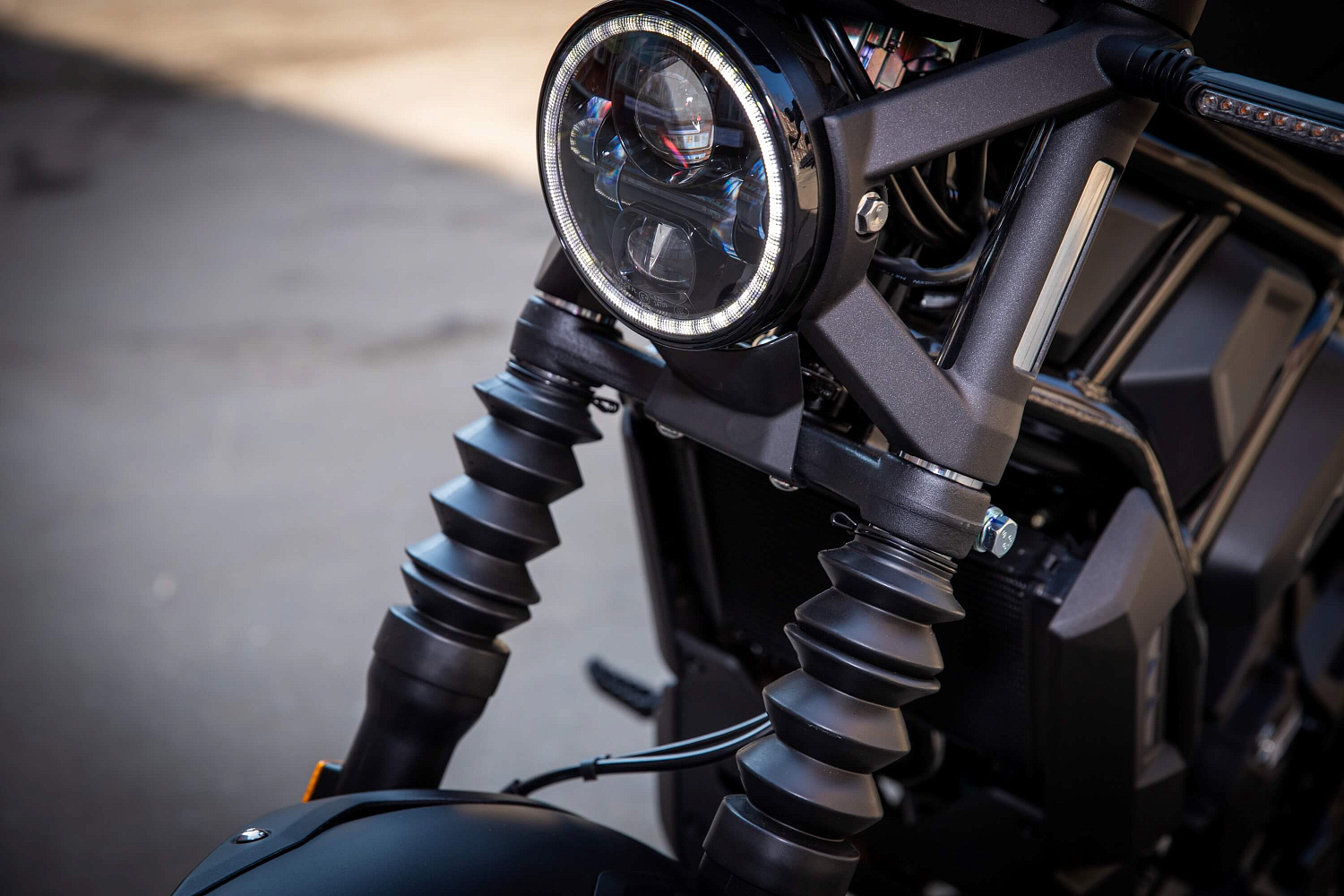 Мотоцикл ZONTES ZT200-C2