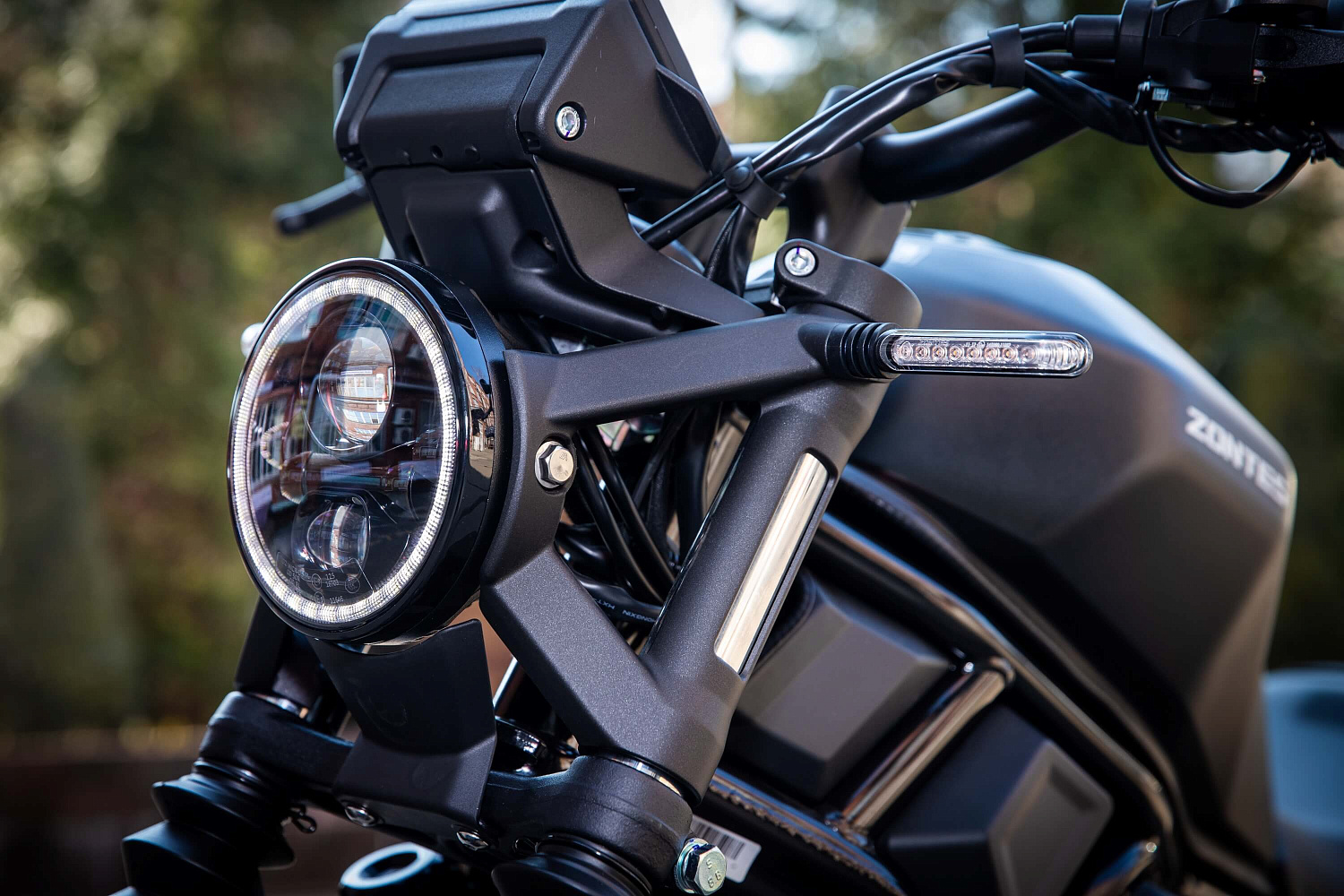 Мотоцикл ZONTES ZT200-C2