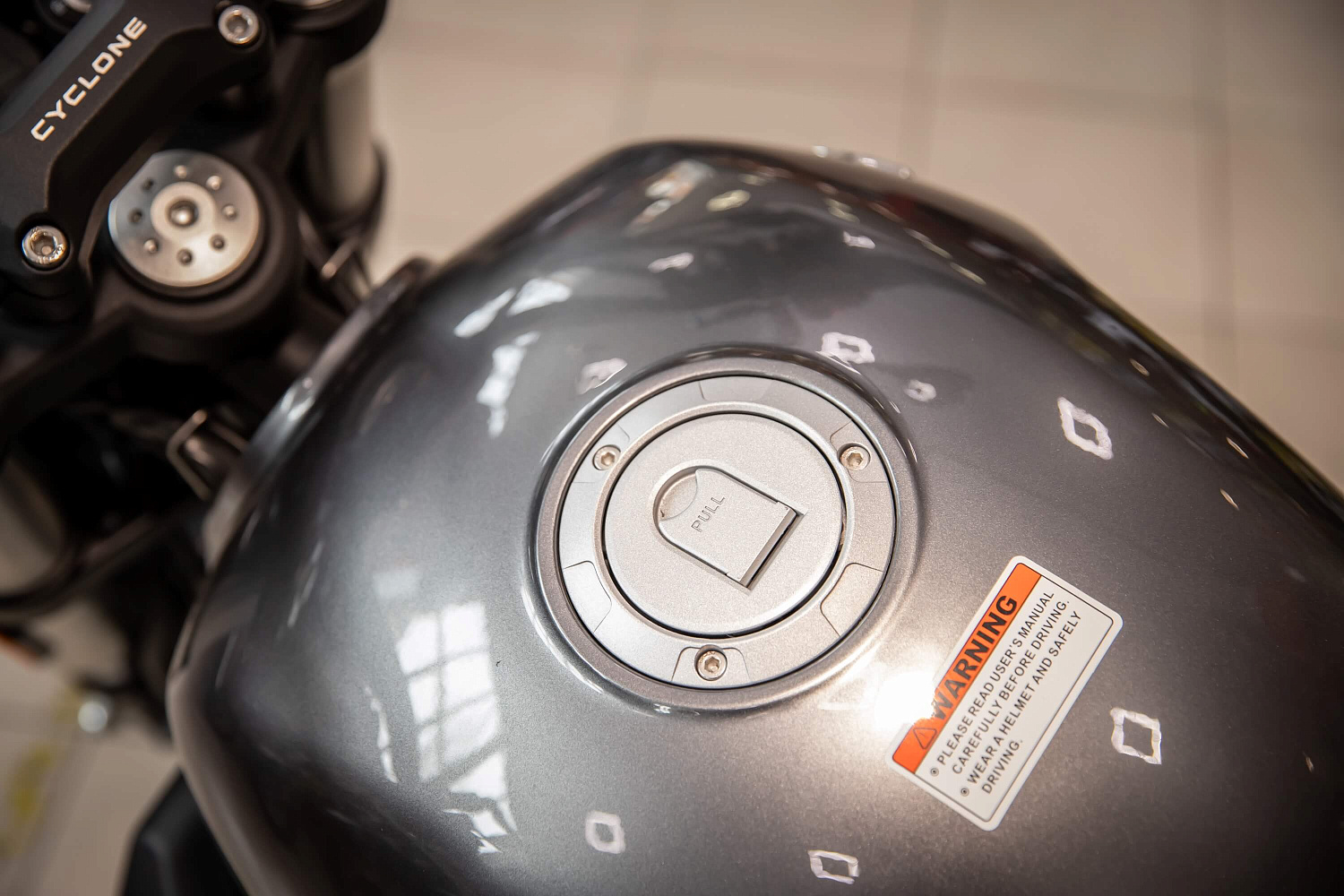 Мотоцикл CYCLONE RE3