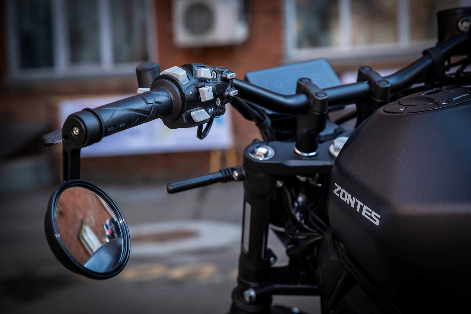 Мотоцикл ZONTES ZT200-C2