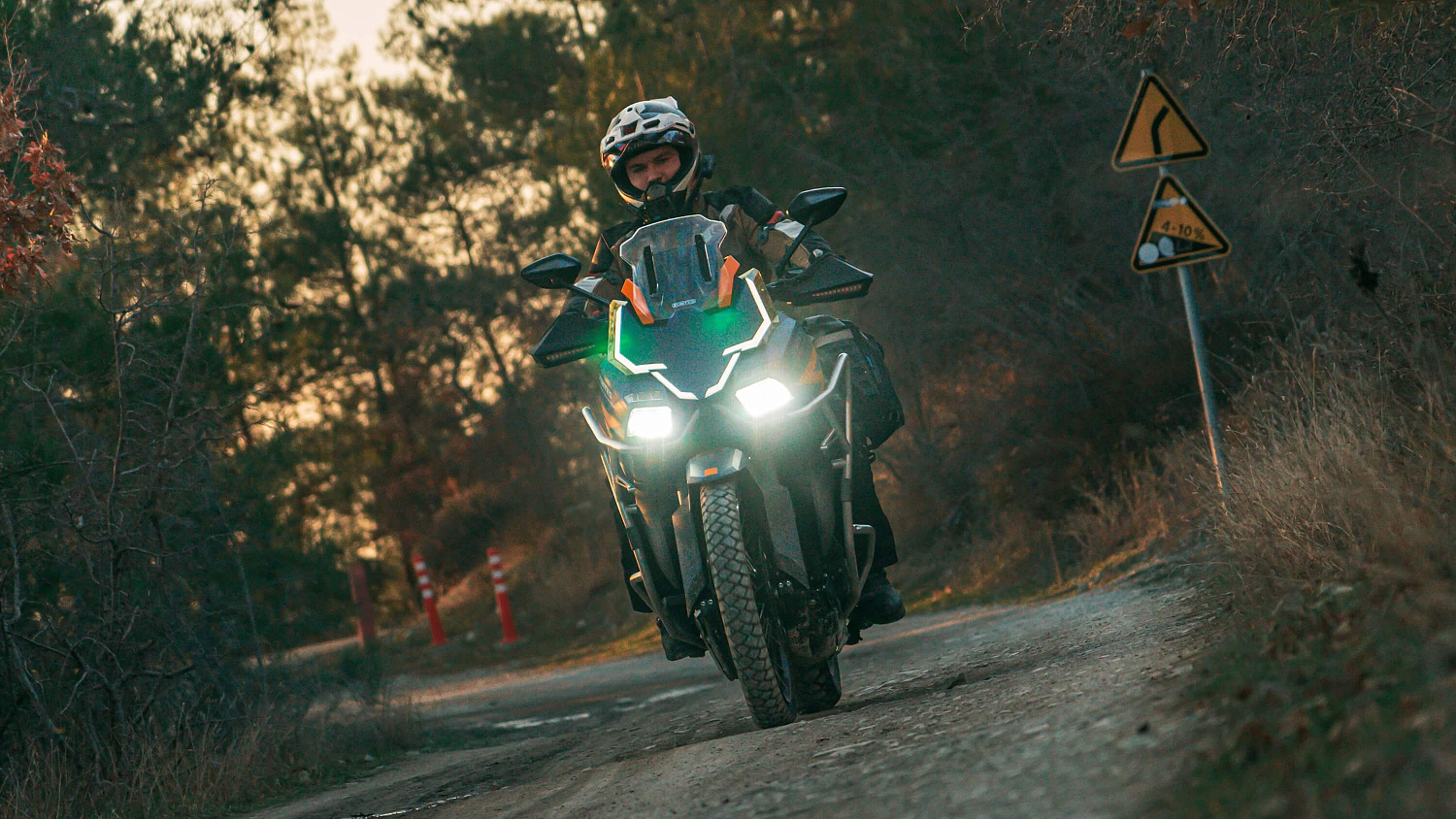 Мотоцикл ZONTES ZT703-F 21/18