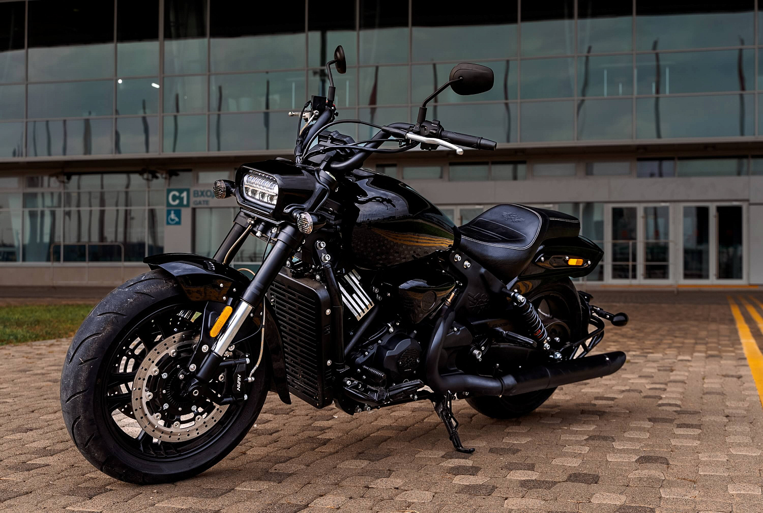 Мотоцикл GROZA YL800