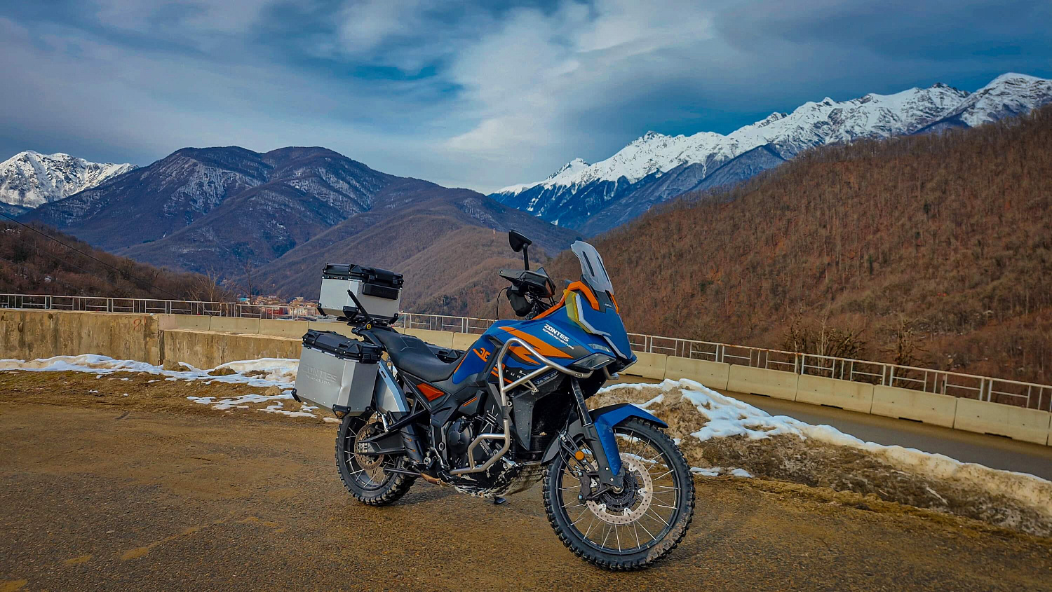 Мотоцикл ZONTES ZT703-F 21/18