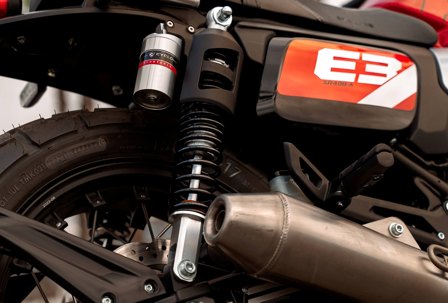 Мотоцикл CYCLONE RE3 Scrambler